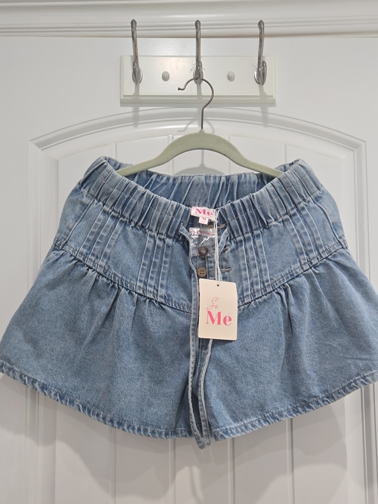 So Me Denim - So Me Light Denim Ruffle Hem Jean Shorts